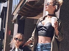 Дочь Бони рассказала, как она выглядит без макияжа