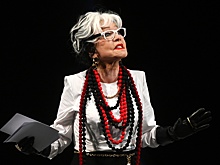 Вера Алентова должна была сегодня выйти на сцену Театра им. Пушкина