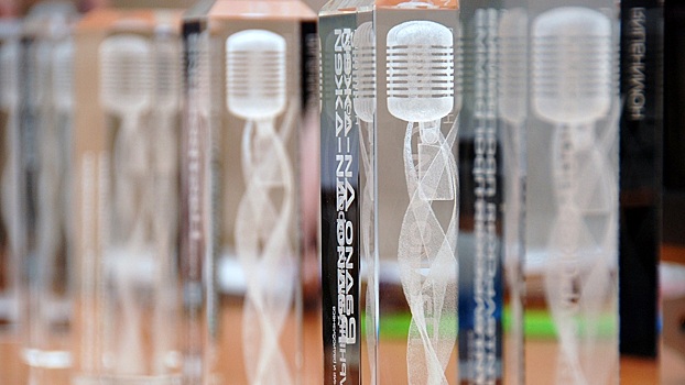 Престижную премию «Хрустальный микрофон» вручат 26 ноября