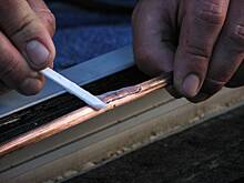 Россияне потеряли интерес к клею