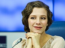 Елизавета Арзамасова пришла на теннисный турнир с сыном и мужем