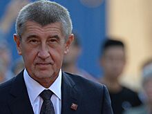 Премьер Чехии: ЕС вынуждает нас купить "Спутник V"