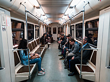 «Не инвалидка и не статуэтка»: женщины о том, почему им не надо уступать место в метро