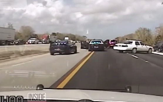 Авто с заклинившей педалью газа остановили только шипы