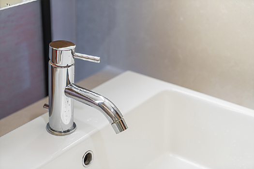 Благовещенец забил до смерти металлической раковиной собственную мать