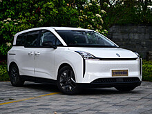 В Россию привезли новые китайские минивэны FAW Bestune NAT