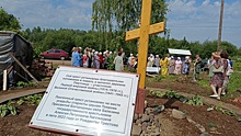 Поклонный крест в память о героических земляках установили в деревне Омутница Глазовского района