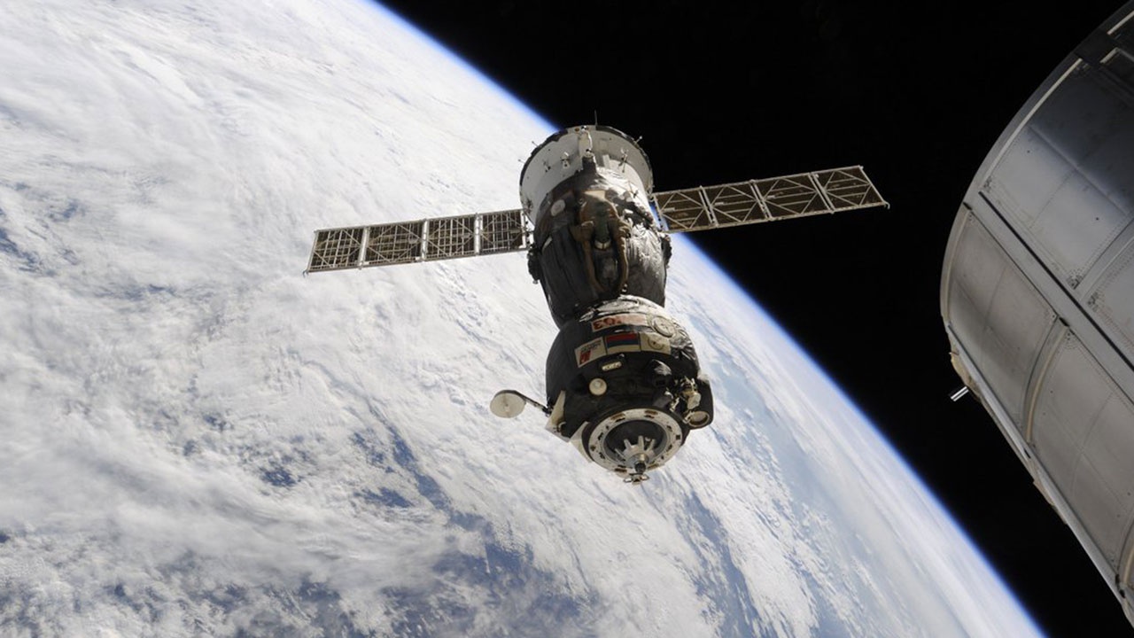 Глава Роскосмоса заявил, что надеется на штатное завершение экспедиции «Союза МС-22»