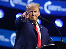 Сорок пять процентов американцев негативно оценили работу Трампа по опросу