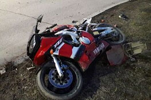 В Тамбове Lada Priora протаранила мотоцикл: погибла девушка