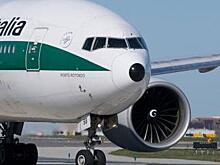 Самолет Alitalia совершил экстренную посадку в Японии