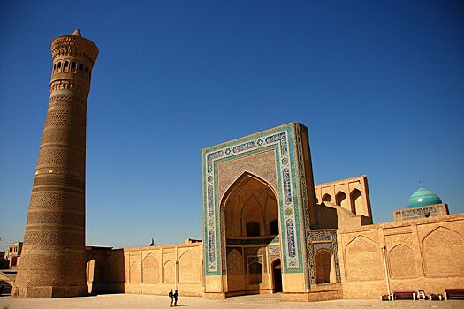 В Узбекистане начался референдум по изменению конституции