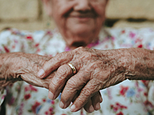 100-летняя женщина поделилась секретом долголетия