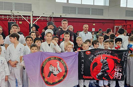 Армавирцы привезли больше десятка медалей с турнира по всестилевому каратэ