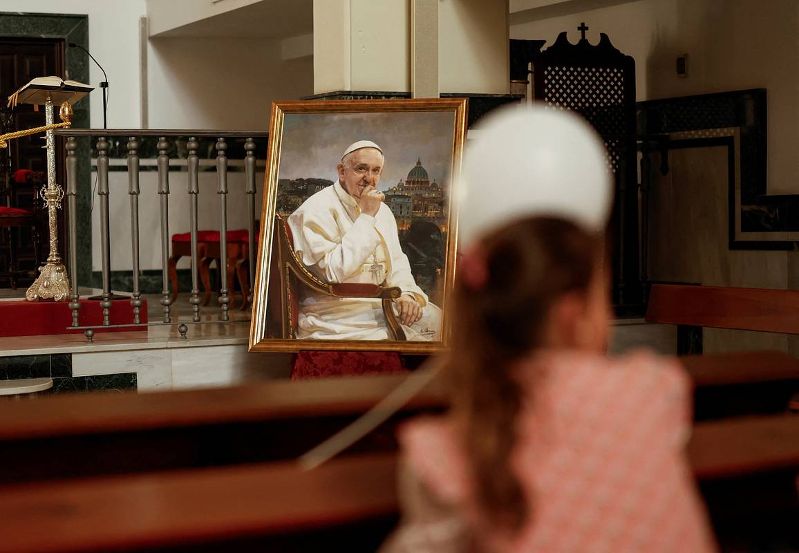 Раскрыты подробности последнего дня Папы Римского