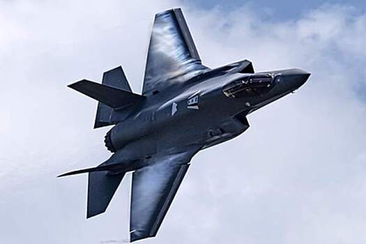 В России заявили об обнаружении F-22 и F-35