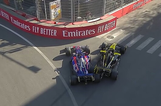 Видео: как во время гонки врезаться в болид Формулы-1 задним ходом