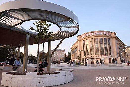 Опубликованы фото нового сквера перед Автозаводским универмагом