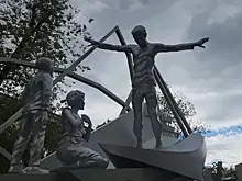 Журналисты и блогеры узнали историю Новокуйбышевска и сквера Грушина