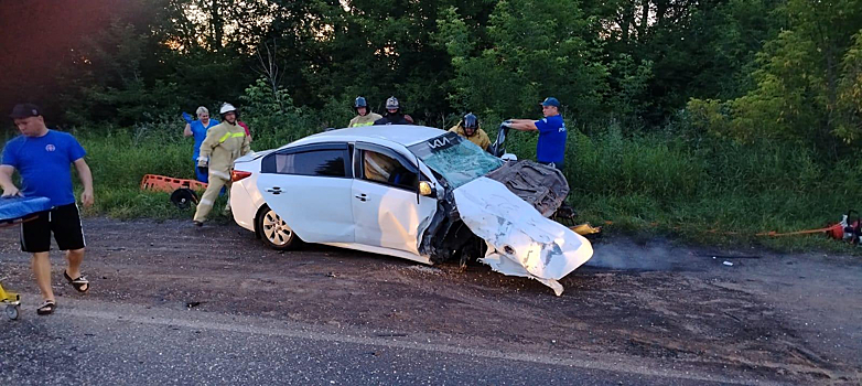 Один человек погиб при столкновении автомобиля и автобуса в Новокузнецке