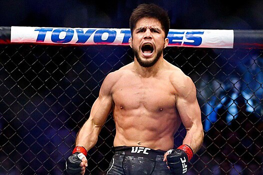 Сехудо назвал величайшего бойца в истории легчайшего веса UFC