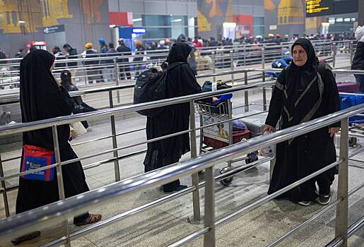 Российские авиакомпании начали корректировать расписание после ударов по Ирану