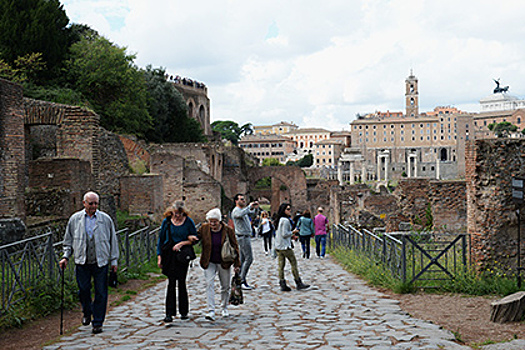 Большинство российских туристов проведет майские праздники за границей