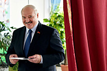 Лукашенко призвал протестующих найти работу