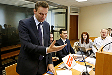 Навальный проиграл Усманову