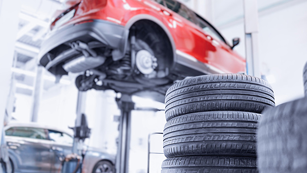 В СберБанк Онлайн можно теперь приобрести новое авто и записаться на шиномонтаж