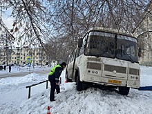 В Каменске-Уральском автобус сбил двух пешеходов