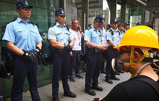 В Гонконге разрешили обыски без ордера