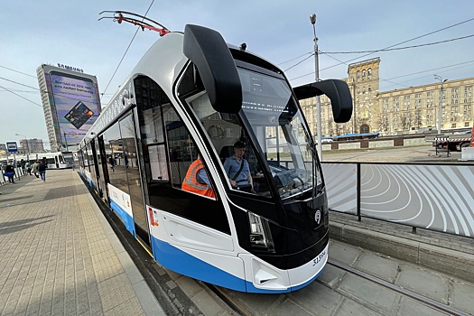 Самые большие трамваи в Москве станут автономными