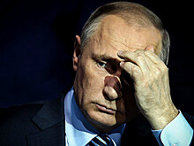 Путин допустил к государственной службе чиновников с двойным гражданством