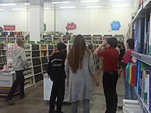Группа неадекватных людей устроила погром в книжном магазине на проспекте Столыпина в Саратове