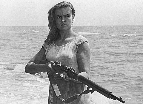 Актриса изольда извицкая биография личная жизнь Изольда Извицкая: трагическая судьба звезды фильма \"Сорок первый\" - Рамблер/ки