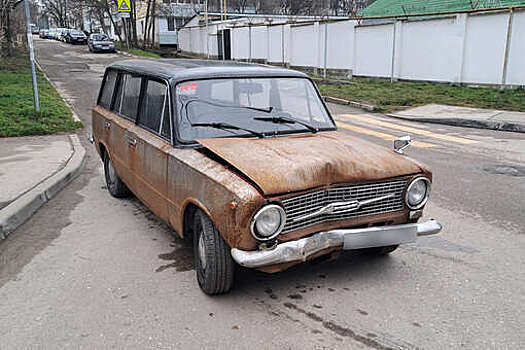 Mash: у вокалиста симферопольской панк-группы угнали раритетные "Жигули"