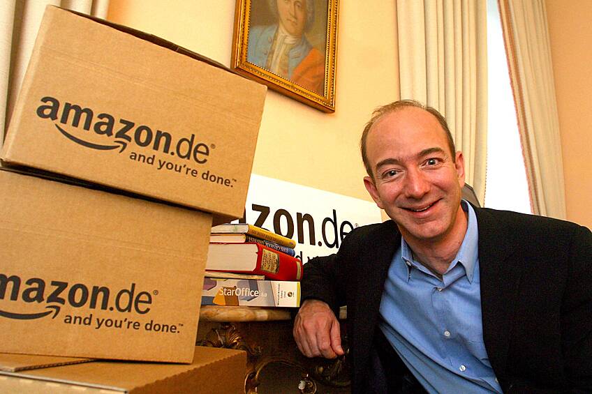  В январе 2019 года корпорация Amazon, основанная Безосом в 1994-м, возглавила рейтинг самых дорогих компаний