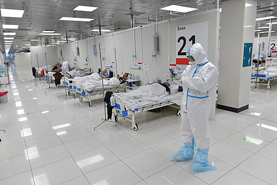Иммунолог назвал пугающую особенность омикрон-штамма COVID-19