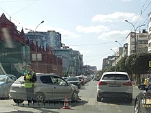 В центре Екатеринбурга грузовик сбил пешехода