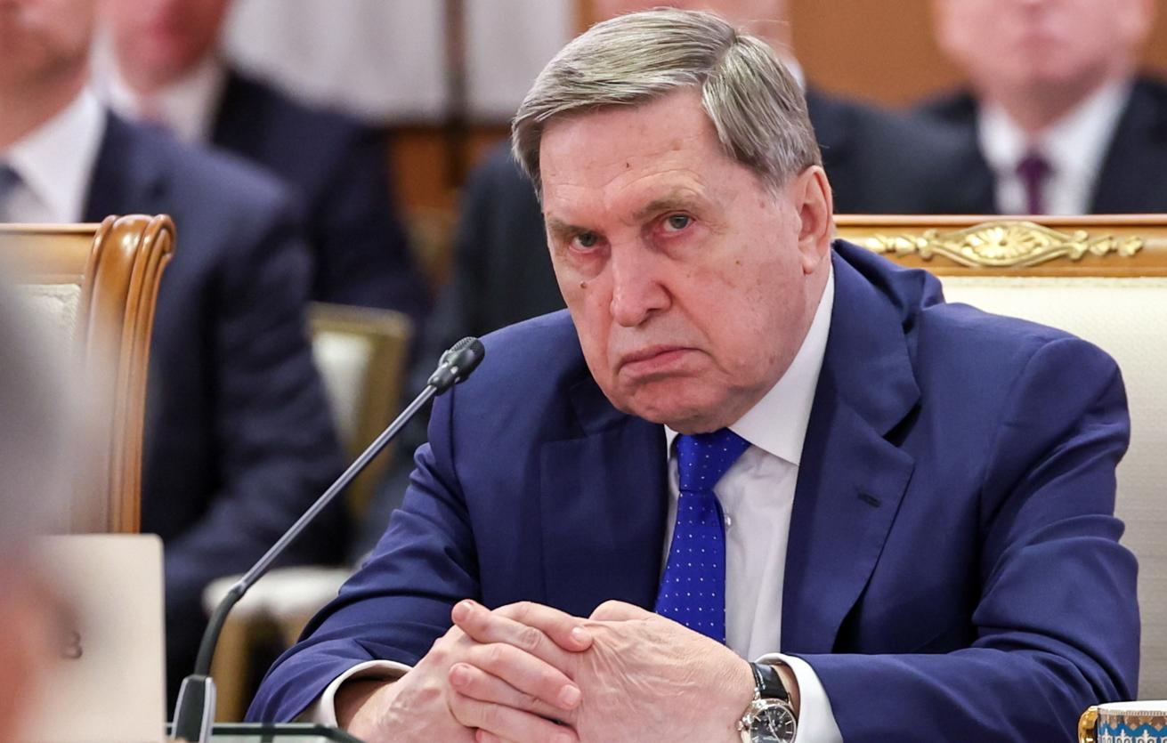 Ушаков: атаки на Москву не приближают личные контакты Путина и Зеленского