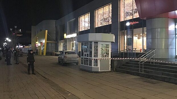 Из-за угрозы теракта в Саратове эвакуировали ресторан