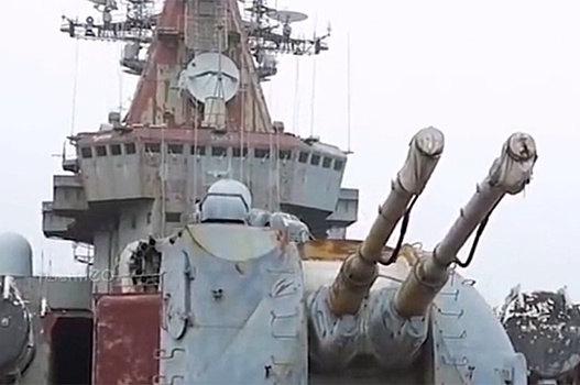 "Украина" полностью проржавела: гигантский крейсер годится только на металлолом
