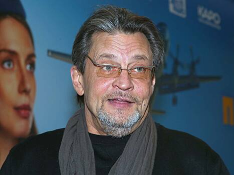 «Кумир» покинул театр из-за Марчелли: Домогаров назвал причину ухода из «Моссовета»