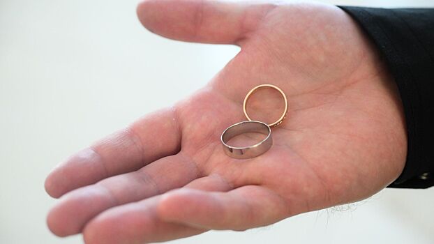 Депутат предложил ввести штрафы за развод