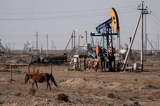Сотни нефтяных скважин приостановили добычу в Казахстане из-за паводков