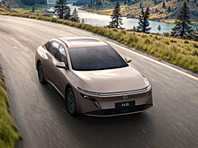 Nissan вывела на китайский рынок новый гибридный седан
