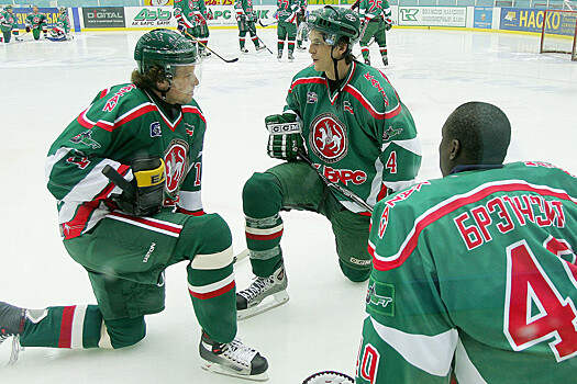 15 лет назад в Суперлигу приехали звёзды НХЛ – каким был сезон-2004/05