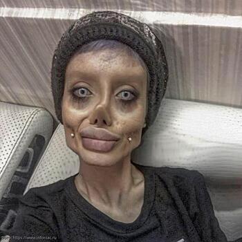 Сахар Табар: зомби-копия Анджелины Джоли