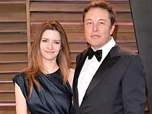 Илон Маск повеселился на вечеринке с бывшей женой